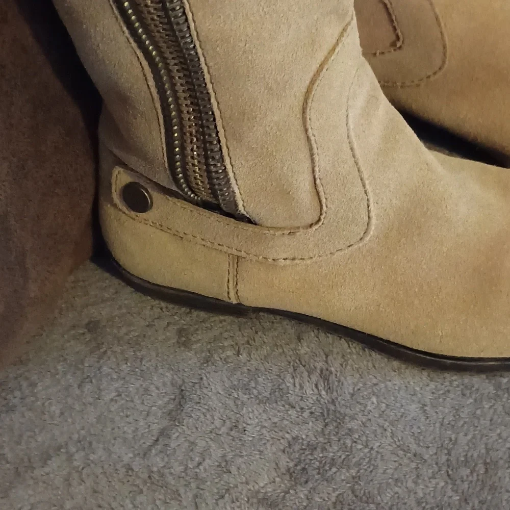 Nine‎ West suede boots